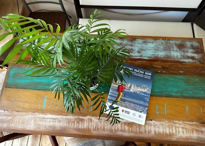 Jelenizen شقة يلينيا غورا